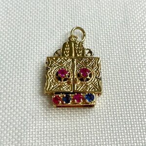 Vintage Judaica 14K Gold Ruby Sapphire Torah Scroll Pendant Charm Opens